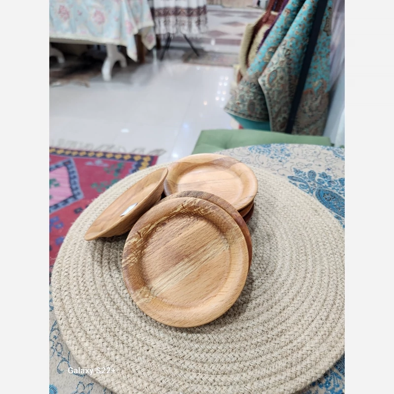 زیرلیوانی چوبی نعلبکیجنس چوب گردو خراطی شده تکی گالری صنایع دستی کرشمه