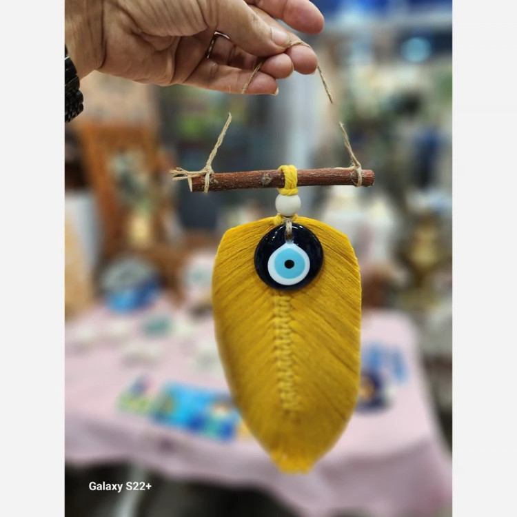 آویز چشم و نظر برگ قرمز و زرد رنگ مکرومه ای 🧿🪶 آویز دیوار