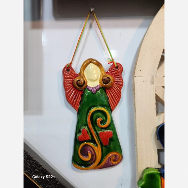 آویز سفال طرح فرشته سبز ارتفاع ۲۰ سانت گالری صنایع دستی کرشمه