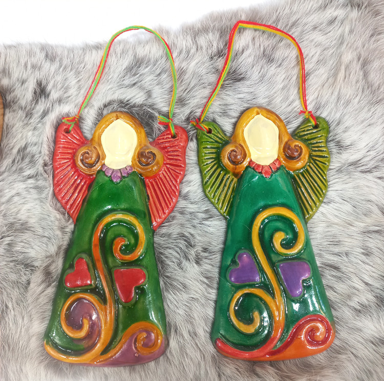 آویز سفال طرح فرشته سبز ارتفاع ۲۰ سانت گالری صنایع دستی کرشمه
