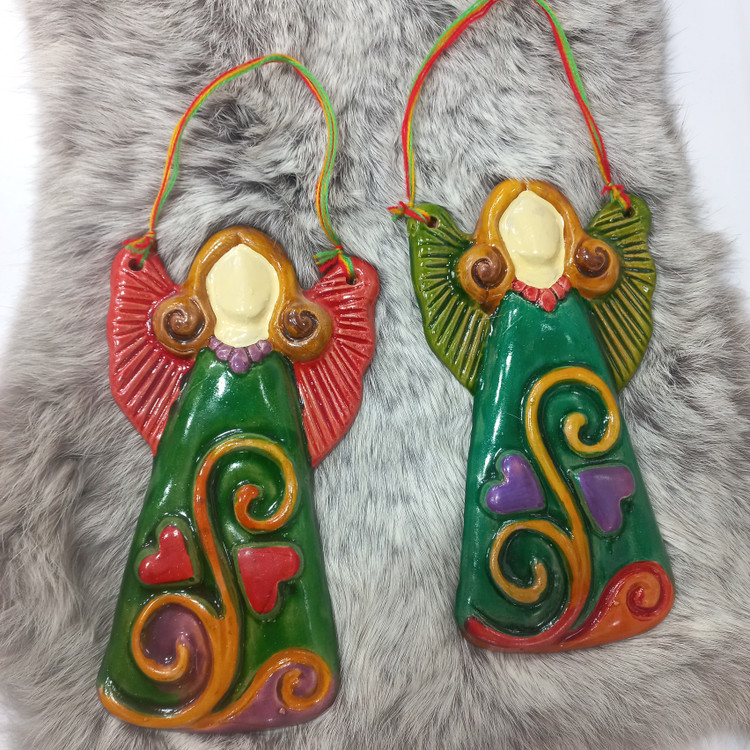 آویز سفال طرح فرشته سبز ارتفاع ۲۰ سانت گالری صنایع دستی کرشمه