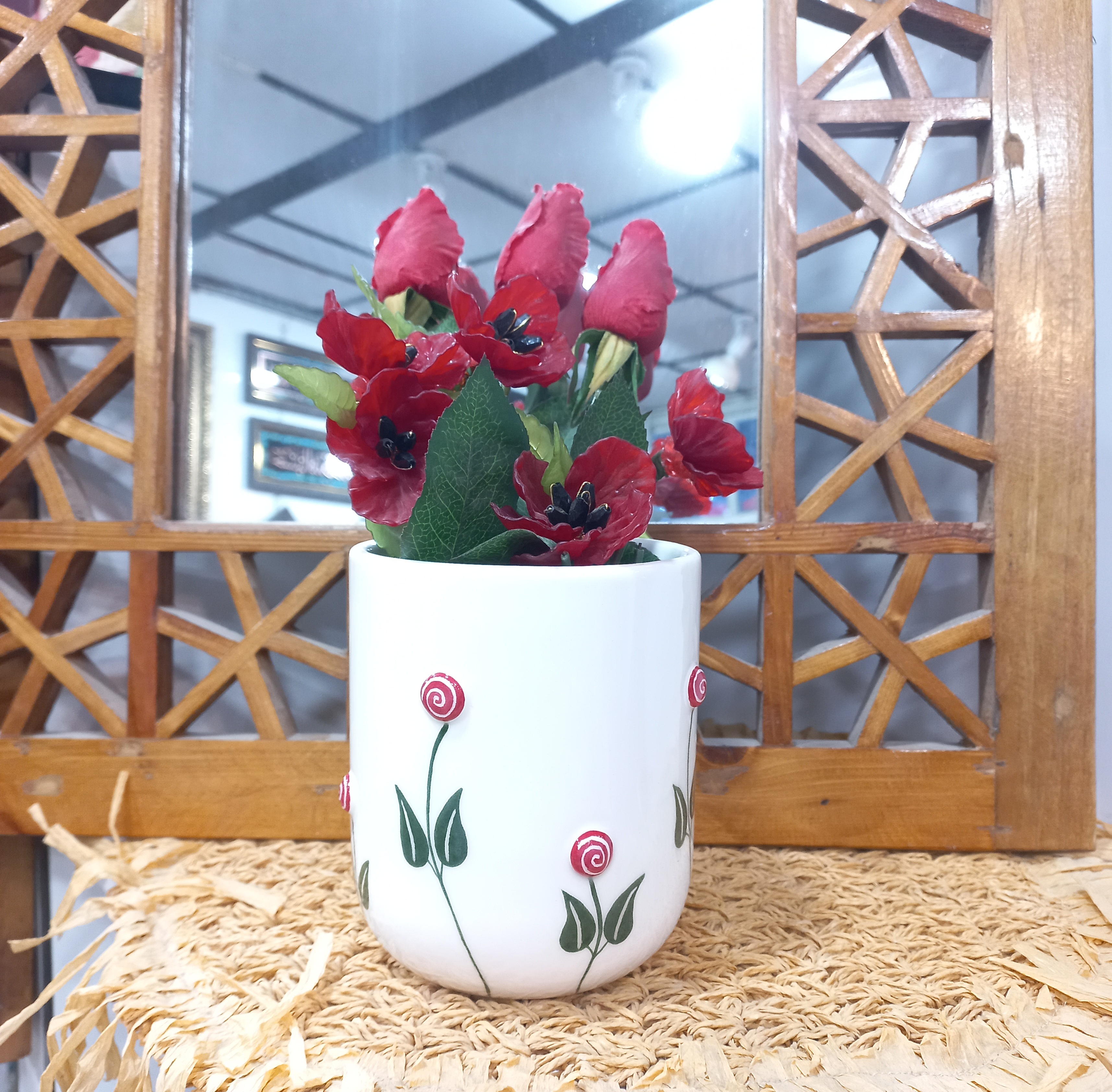 گلدان سرامیکی گل آبنباتی دستساز انحصاری قطر ۱۰ ارتفاع ۱۳ سانت گالری صنایع دستی کرشمه