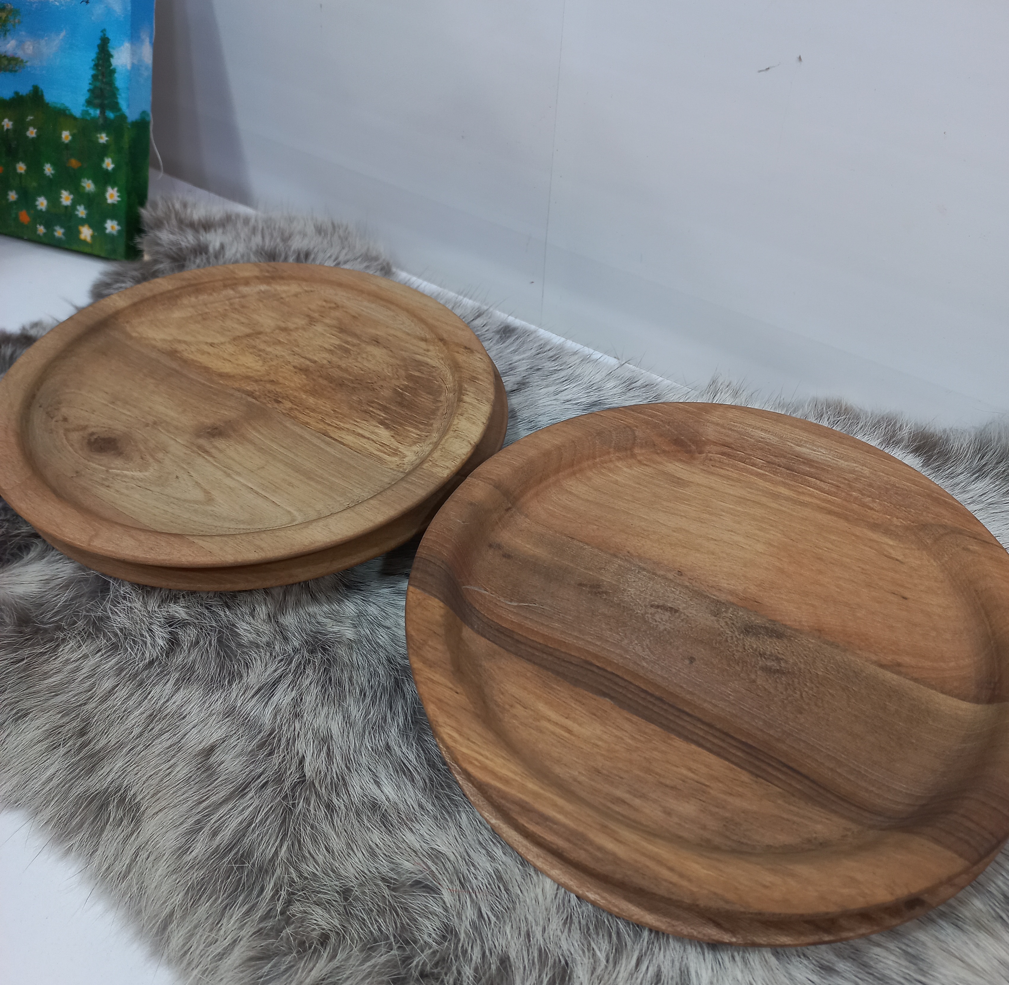 پیشدستی چوبی گردو خراطی شده قطر ۱۴ سانت گالری صنایع دستی کرشمه