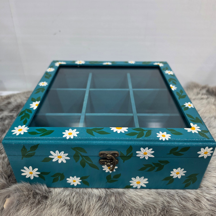 ست چوبی تی بگ و دستمال کاغذی آبی طراحی گل بابونه💮سایز ۲۴×۲۴ cm