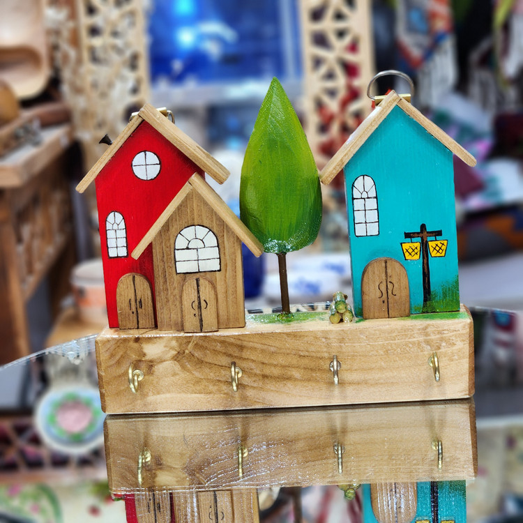 جا کلیدی های چوبی فانتزی طرح کلبه 🏘